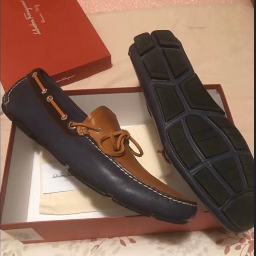 Salvatore Ferragamo “Losanna” driving moc